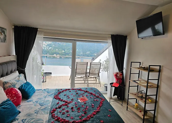 Apartament La Terrazza Sul Di Con Garage Blevio