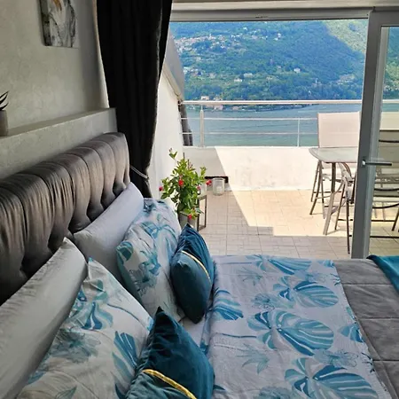 La Terrazza Sul Di Con Garage Apartament *