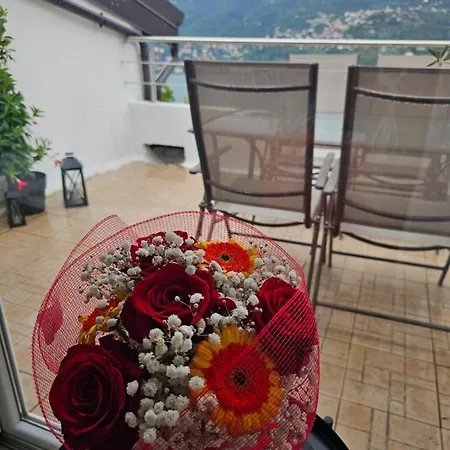 דירה La Terrazza Sul Di Con Garage בלביו