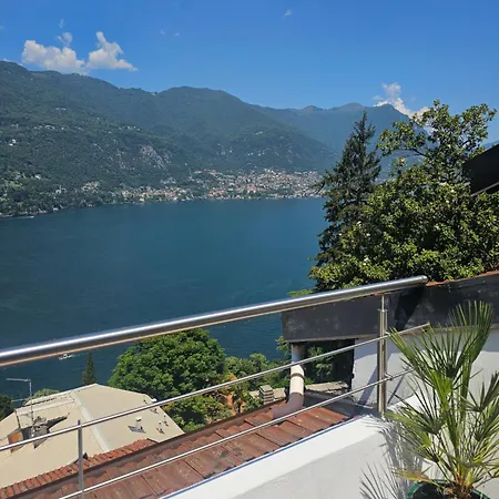 Vista Con Terrazza Apartment *
