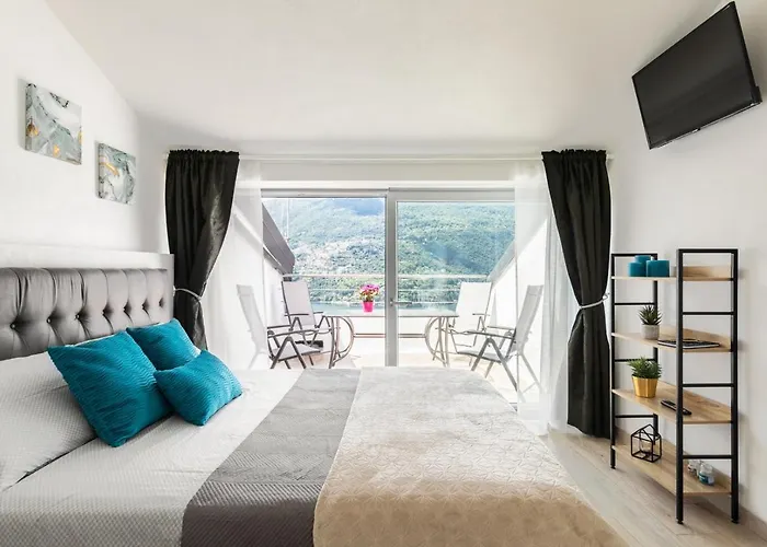 Апартаменты La Terrazza Sul Di Con Garage